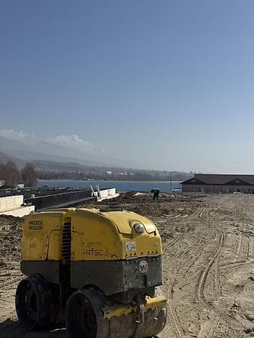 Трамбовка грунта Мини каток Каток 1.5 тонн 90 см 60-70 см Каток 2 т at lalafo.kg Трамбовка грунта Мини каток Каток 1.5 тонн 90 см 60-70 см Каток 2 т