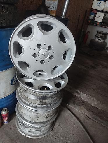 Литые Диски R 15 Mercedes-Benz, Комплект, отверстий - 5, Б/у at lalafo.kg Литые Диски R 15 Mercedes-Benz, Комплект, отверстий - 5, Б/у