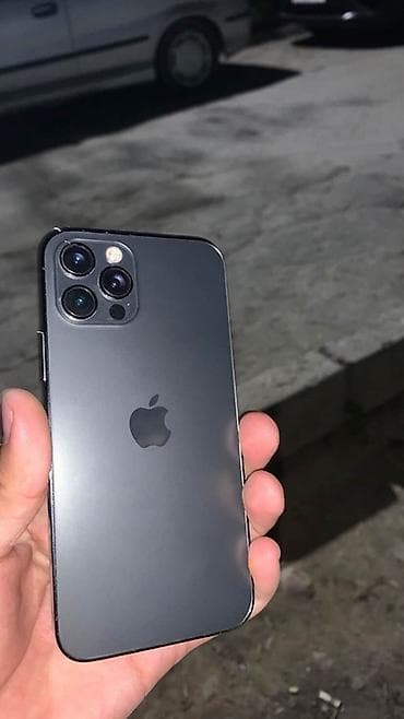 IPhone 12 Pro, Б/у, 128 ГБ, Графит, Чехол, 74 % at lalafo.kg IPhone 12 Pro, Б/у, 128 ГБ, Графит, Чехол, 74 %