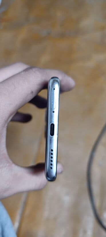 Poco X7, Б/у, 256 ГБ, цвет - Серебристый, 2 SIM at lalafo.kg Poco X7, Б/у, 256 ГБ, цвет - Серебристый, 2 SIM