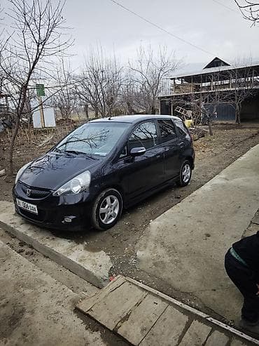 Honda Jazz: 2007 г., 1.4 л, Автомат, Бензин, Хэтчбэк at lalafo.kg Honda Jazz: 2007 г., 1.4 л, Автомат, Бензин, Хэтчбэк
