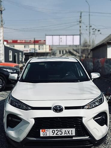 Toyota RAV4: 2023 г., 2 л, Автомат, Бензин, Кроссовер at lalafo.kg Toyota RAV4: 2023 г., 2 л, Автомат, Бензин, Кроссовер