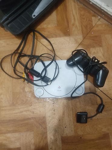 Sony PlayStation PS one (SCPH‑10x/PS one) — компактная классическая at lalafo.kg Sony PlayStation PS one (SCPH‑10x/PS one) — компактная классическая