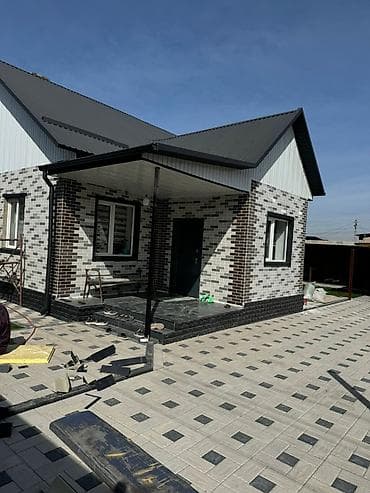 Фасадные работы под ключ — облицовка дома фасадными панелями/сайдингом at lalafo.kg Фасадные работы под ключ — облицовка дома фасадными панелями/сайдингом