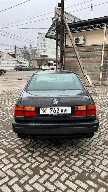 Roewe: Volkswagen Vento: 1994 г., 1.8 л, Механика, Бензин, Седан lalafo.kg да — 3 Roewe: Volkswagen Vento: 1994 г., 1.8 л, Механика, Бензин, Седан — 3
