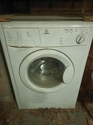 Стиральная машина Indesit, фронтальная загрузка. б/у стирает хорошо at lalafo.kg Стиральная машина Indesit, фронтальная загрузка. б/у стирает хорошо