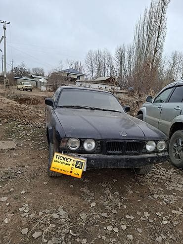 BMW 5 series: 1991 г., 2.5 л, Механика, Бензин, Седан at lalafo.kg BMW 5 series: 1991 г., 2.5 л, Механика, Бензин, Седан