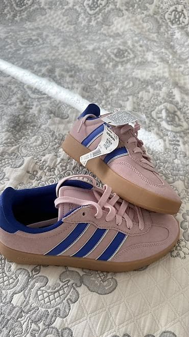 Кроссовки, 38.5, Adidas, Новый, цвет - Розовый, Платная доставка at lalafo.kg Кроссовки, 38.5, Adidas, Новый, цвет - Розовый, Платная доставка