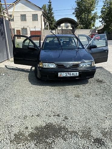 Nissan Primera: 1992 г., 1.6 л, Механика, Бензин, Седан at lalafo.kg Nissan Primera: 1992 г., 1.6 л, Механика, Бензин, Седан