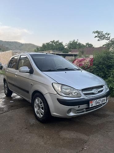 Hyundai Getz: 2005 г., Кол менен иштөөчү, Бензин, Хетчбек lalafo.kg да Hyundai Getz: 2005 г., Кол менен иштөөчү, Бензин, Хетчбек