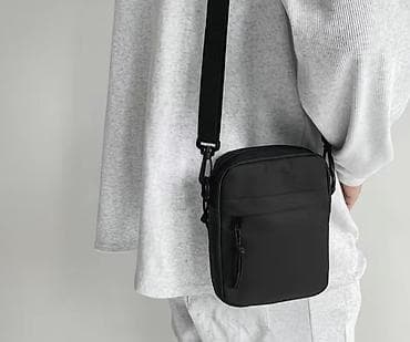 ‼️барсетка удобная для переноски вещей стильная и очень комфортная at lalafo.kg ‼️барсетка удобная для переноски вещей стильная и очень комфортная