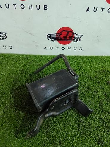 Абсорбер TOYOTA Kluger 2 2005 (б/у) at lalafo.kg Абсорбер TOYOTA Kluger 2 2005 (б/у)