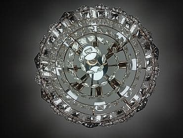 Крытая потолочная люстра с хрустальными подвесками - Тип: потолочная at lalafo.kg Крытая потолочная люстра с хрустальными подвесками - Тип: потолочная