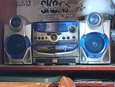 Музыкальный центр LG (мини-система) с двумя акустическими колонками at lalafo.kg Музыкальный центр LG (мини-система) с двумя акустическими колонками