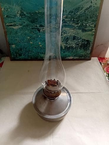 Керосиновая лампа с высоким стеклянным плафоном (колбой) и at lalafo.kg Керосиновая лампа с высоким стеклянным плафоном (колбой) и