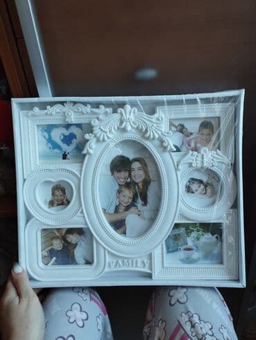 Новая фоторамка. в плёнке, упакована
34 см на 28 см at lalafo.kg Новая фоторамка. в плёнке, упакована
34 см на 28 см