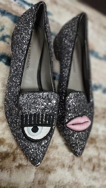 Новые 37 р на узкую ногу 1000с, внутри кожа, Италия at lalafo.kg Новые 37 р на узкую ногу 1000с, внутри кожа, Италия