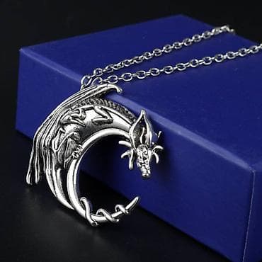 Ожерелье О ( цепочка) с подвеской в виде спящего дракона, длина at lalafo.kg Ожерелье О ( цепочка) с подвеской в виде спящего дракона, длина