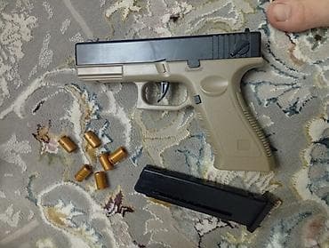 Пластмассовый пистолет новый полностью рабочий патроны имеются at lalafo.kg Пластмассовый пистолет новый полностью рабочий патроны имеются