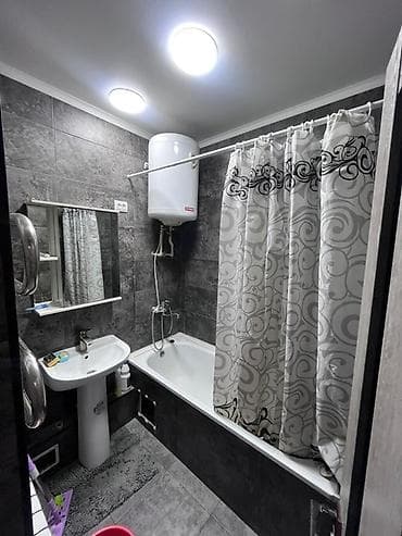 4 комнаты, 5555 м², 105 серия, 5 этаж, Евроремонт at lalafo.kg 4 комнаты, 5555 м², 105 серия, 5 этаж, Евроремонт