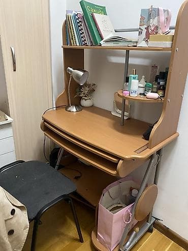 Бычуучу столдор: Компьютердик үстөлү, Текчелери бар lalafo.kg да — 2 Бычуучу столдор: Компьютердик үстөлү, Текчелери бар — 2