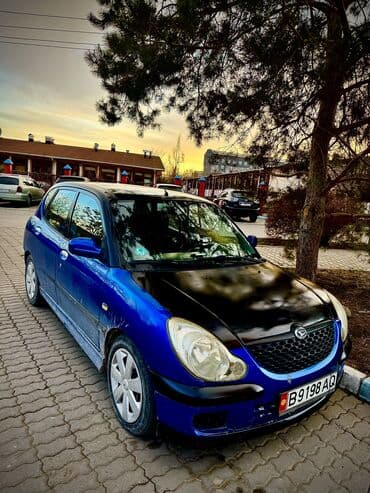 Daihatsu Sirion: 2003 г., 1.3 л, Механика, Бензин, Хэтчбэк at lalafo.kg Daihatsu Sirion: 2003 г., 1.3 л, Механика, Бензин, Хэтчбэк