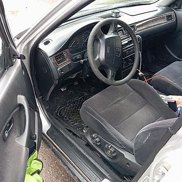 Honda Civic: 1999 г., 1.5 л, Механика, Бензин, Седан at lalafo.kg — 3 Honda Civic: 1999 г., 1.5 л, Механика, Бензин, Седан — 3