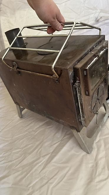 Палаточная печь (походная дровяная) с комплектом дымоходов и at lalafo.kg Палаточная печь (походная дровяная) с комплектом дымоходов и