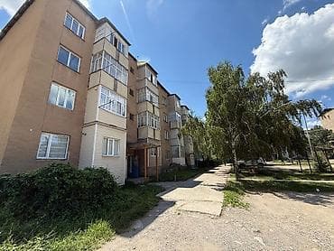 Просторная 3‑комнатная квартира в кирпичном доме на первом этаже at lalafo.kg Просторная 3‑комнатная квартира в кирпичном доме на первом этаже