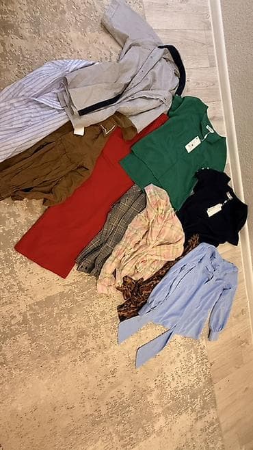 📦 Пакет одежды — примерно 13–15 вещей. 👕👗 Внутри мужская и женская at lalafo.kg 📦 Пакет одежды — примерно 13–15 вещей. 👕👗 Внутри мужская и женская