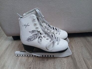 Фигурные коньки «Sofia». 36 размер Новые. Продаю за 2600с - Верх из at lalafo.kg Фигурные коньки «Sofia». 36 размер Новые. Продаю за 2600с - Верх из