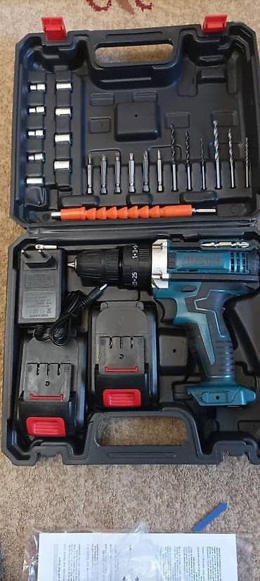 Продаю шуруповёрт на аккумуляторах (2 шт.) at lalafo.kg Продаю шуруповёрт на аккумуляторах (2 шт.)