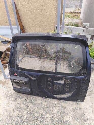 Дверь Комплект Mitsubishi, Б/у at lalafo.kg Дверь Комплект Mitsubishi, Б/у