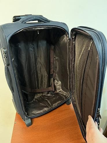 Чемодан, Б/у, Материал: Полиэстер, Маленький (до 40 л), На колесах at lalafo.kg — 3 Чемодан, Б/у, Материал: Полиэстер, Маленький (до 40 л), На колесах — 3