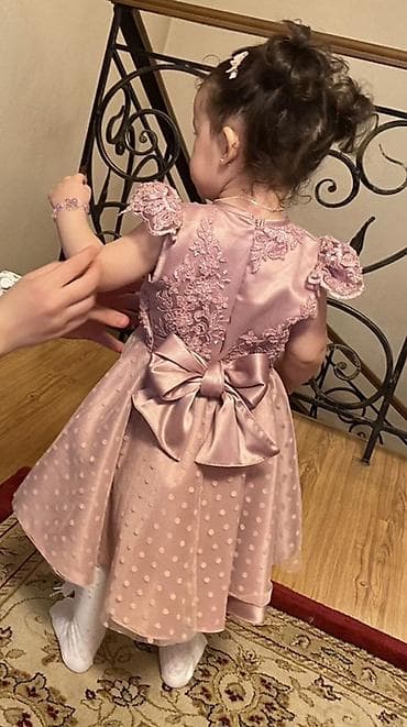 Детское платье, цвет - Розовый, Б/у at lalafo.kg Детское платье, цвет - Розовый, Б/у
