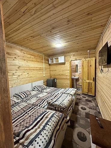 Гостевой дом из дерева с комнатами - Номера в деревянном доме с at lalafo.kg Гостевой дом из дерева с комнатами - Номера в деревянном доме с