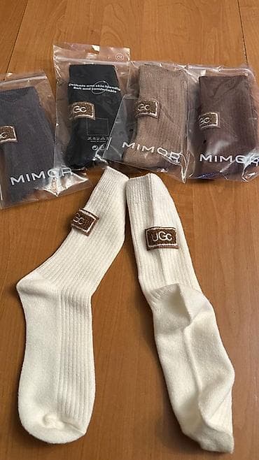 Ребристые хлопковые носки с нашивкой UGG последние размеры at lalafo.kg Ребристые хлопковые носки с нашивкой UGG последние размеры