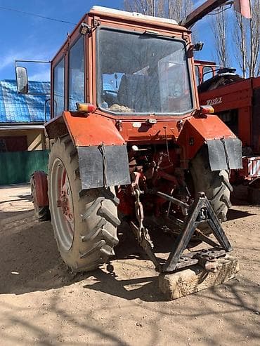 Трактор колёсный, кабина остеклённая с обзором по периметру. Полный at lalafo.kg Трактор колёсный, кабина остеклённая с обзором по периметру. Полный