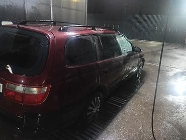 Toyota Corolla: 1996 г., 1.6 л, Механика, Бензин, Универсал at lalafo.kg Toyota Corolla: 1996 г., 1.6 л, Механика, Бензин, Универсал