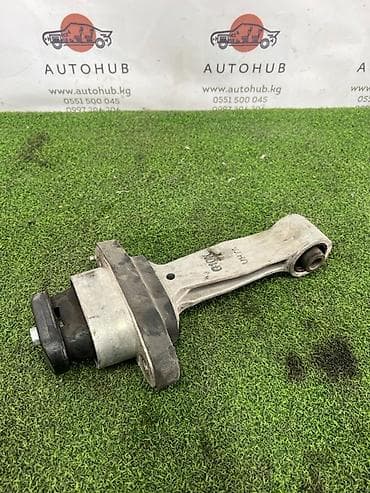 Подушка коробки передач Hyundai 2018 г., Б/у, Оригинал, Корея at lalafo.kg Подушка коробки передач Hyundai 2018 г., Б/у, Оригинал, Корея