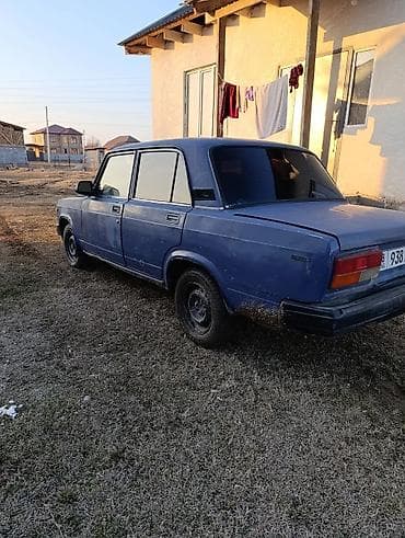 ВАЗ (ЛАДА) 2107: 2005 г., 1.6 л, Механика, Бензин, Седан at lalafo.kg ВАЗ (ЛАДА) 2107: 2005 г., 1.6 л, Механика, Бензин, Седан