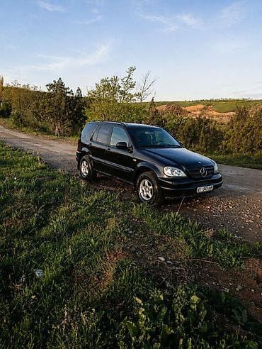 Mercedes-Benz ML-Class: 2000 г., 3.2 л, Типтроник, Бензин, Внедорожник at lalafo.kg Mercedes-Benz ML-Class: 2000 г., 3.2 л, Типтроник, Бензин, Внедорожник