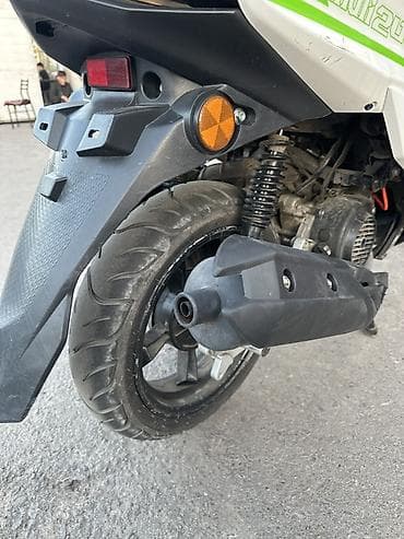 Срочно Скутер Benelli (линейка Bandit/Benelli 200 по декоративным at lalafo.kg Срочно Скутер Benelli (линейка Bandit/Benelli 200 по декоративным