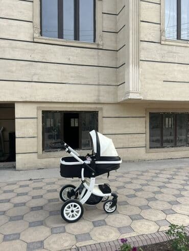 Коляска, цвет - Черный, Б/у at lalafo.kg Коляска, цвет - Черный, Б/у