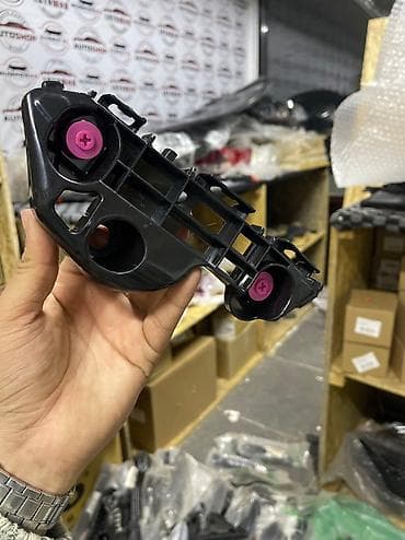 Бампер Toyota, Новый at lalafo.kg Бампер Toyota, Новый