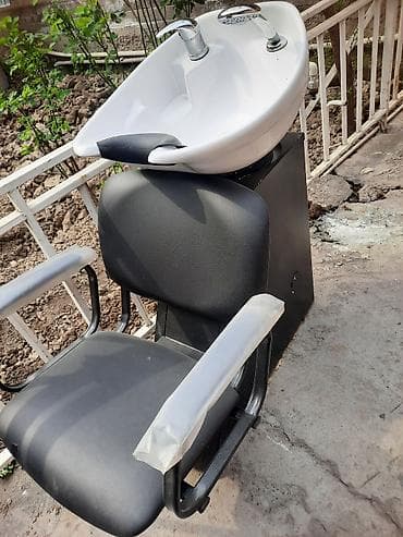 Мойка парикмахерская с креслом. - Удобная раковина из белого at lalafo.kg Мойка парикмахерская с креслом. - Удобная раковина из белого