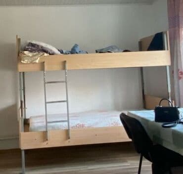 Продаю двухъярусную кровать б/у без матраса at lalafo.kg Продаю двухъярусную кровать б/у без матраса