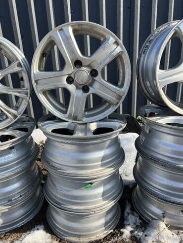 Литые Диски R 14 Honda, Комплект, отверстий - 4, Б/у at lalafo.kg Литые Диски R 14 Honda, Комплект, отверстий - 4, Б/у