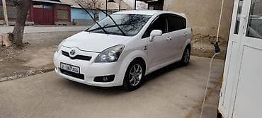 Toyota Corolla Verso: 2009 г., 2.2 л, Механика, Бензин, Минивэн at lalafo.kg Toyota Corolla Verso: 2009 г., 2.2 л, Механика, Бензин, Минивэн