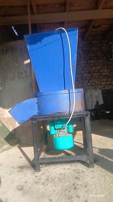 Кормоизмельчитель/зернодробилка электрическая - Тип: стационарный at lalafo.kg Кормоизмельчитель/зернодробилка электрическая - Тип: стационарный